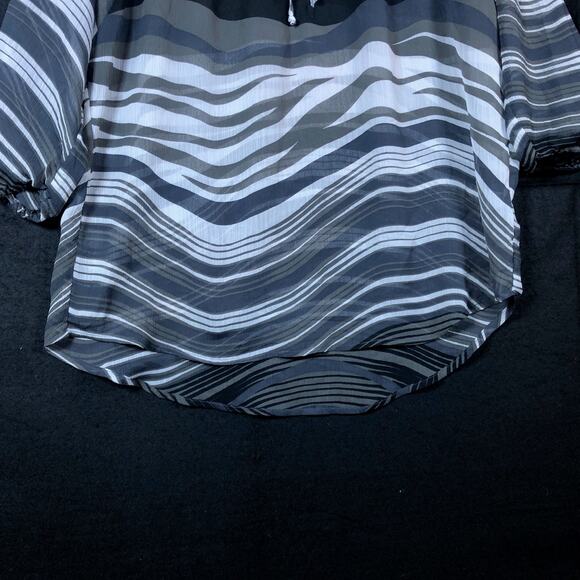 Express Womens Blouse Black White Zebra Print Sheer 3/4 Sleeve Small - Picture 3 of 11